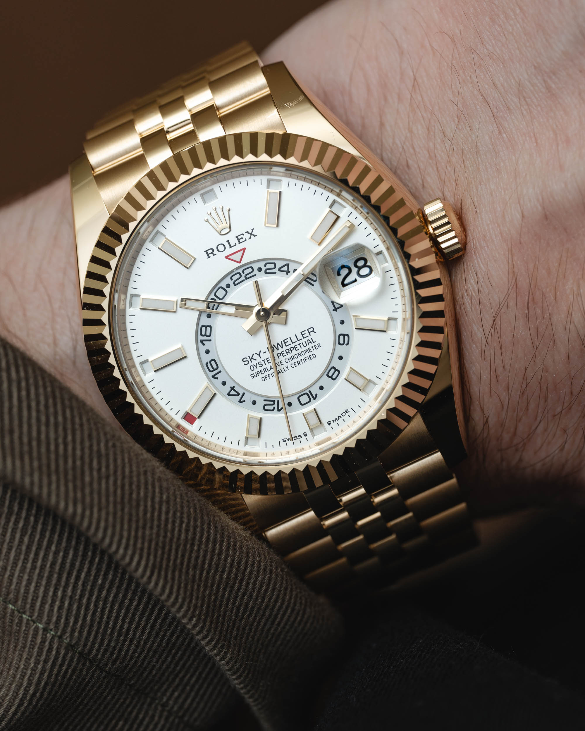 Replica Rolex Sky-Dweller 336938 Review: Luxury Look Without the Price